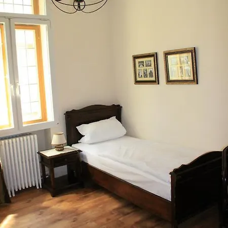 Gasthuis Post Ruedesheim 3*