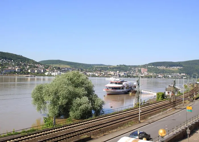 Post Ruedesheim Gasthuis 3*