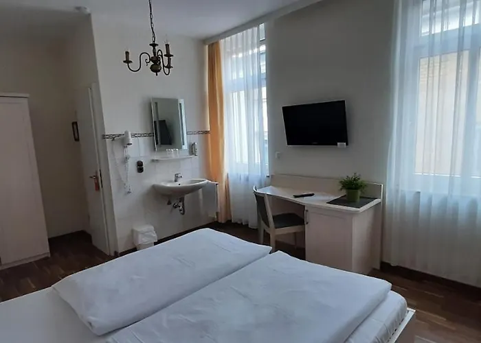 Post Ruedesheim Gasthuis 3*